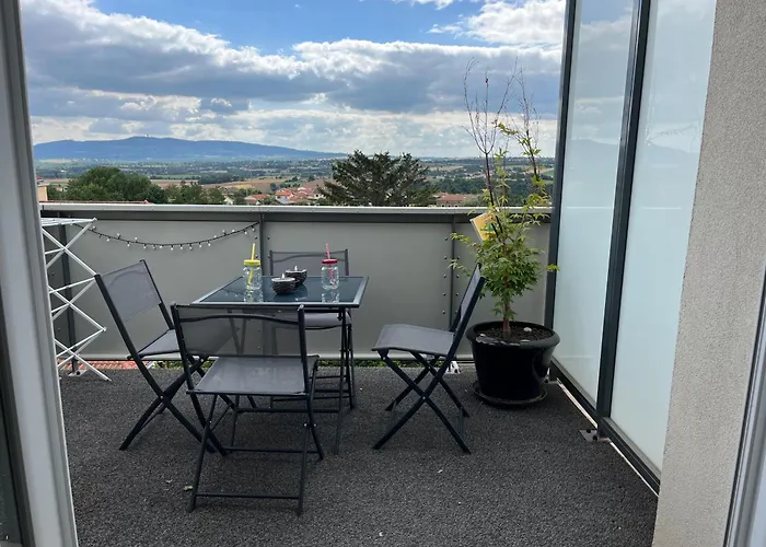 Appart&Fleurinoise logement neuf climatisé avec ascenseur